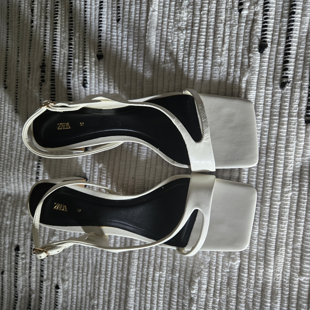 Elegant White Women's Sandals - Picture 2 of 4